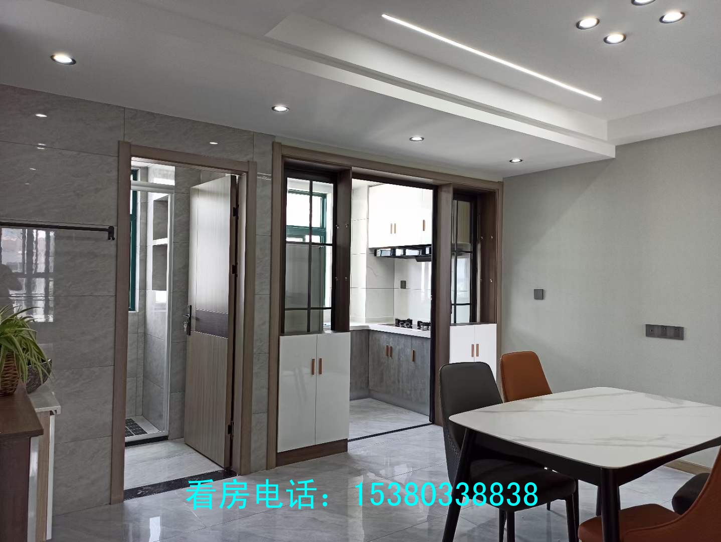 高郵世貿(mào)附近，高郵都市銘居二手房 電梯新裝兩房 陽光好