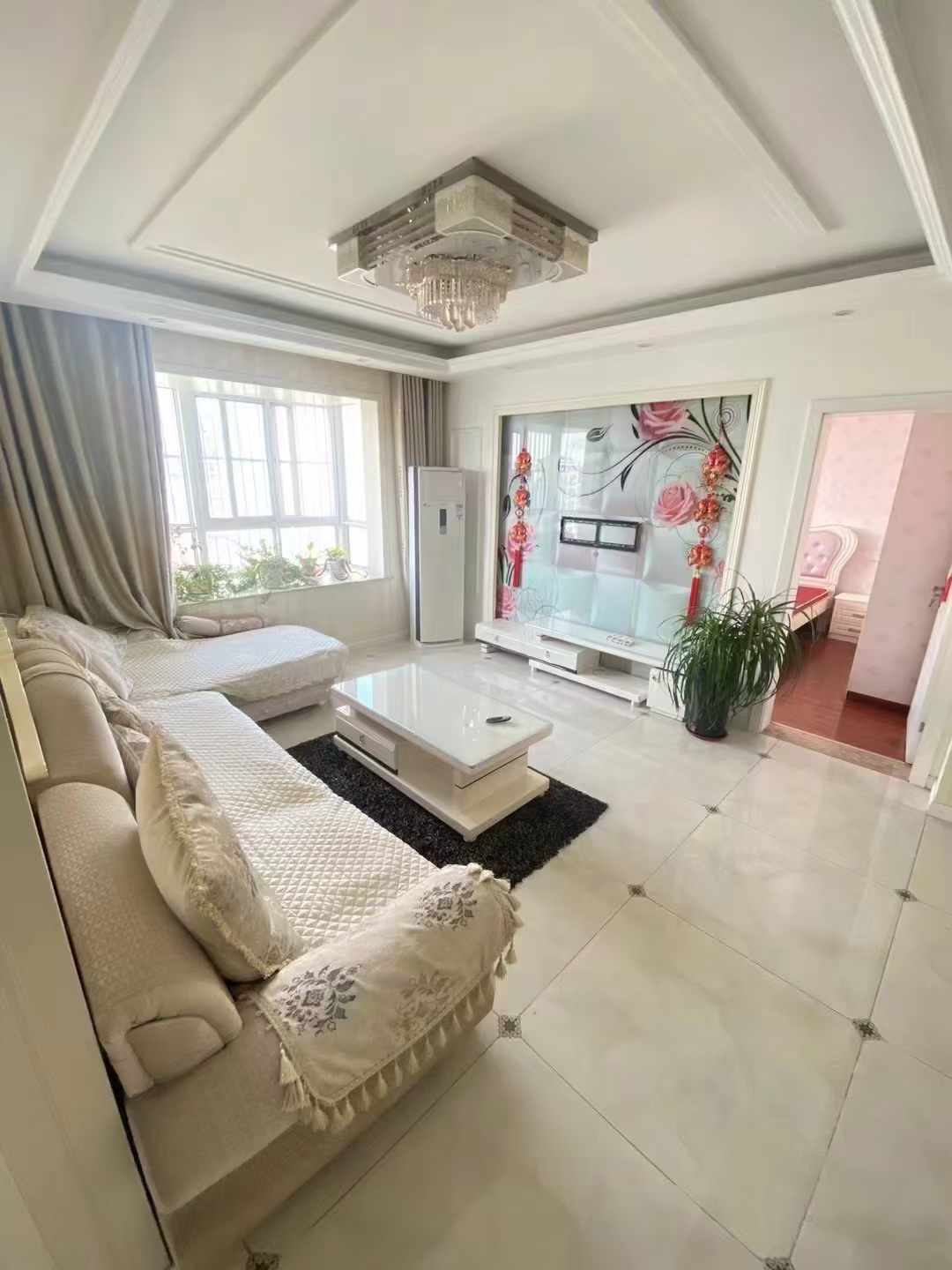 撿漏 高郵吾悅廣場附近，東方御景東區(qū)電梯精裝三房，拎包入住