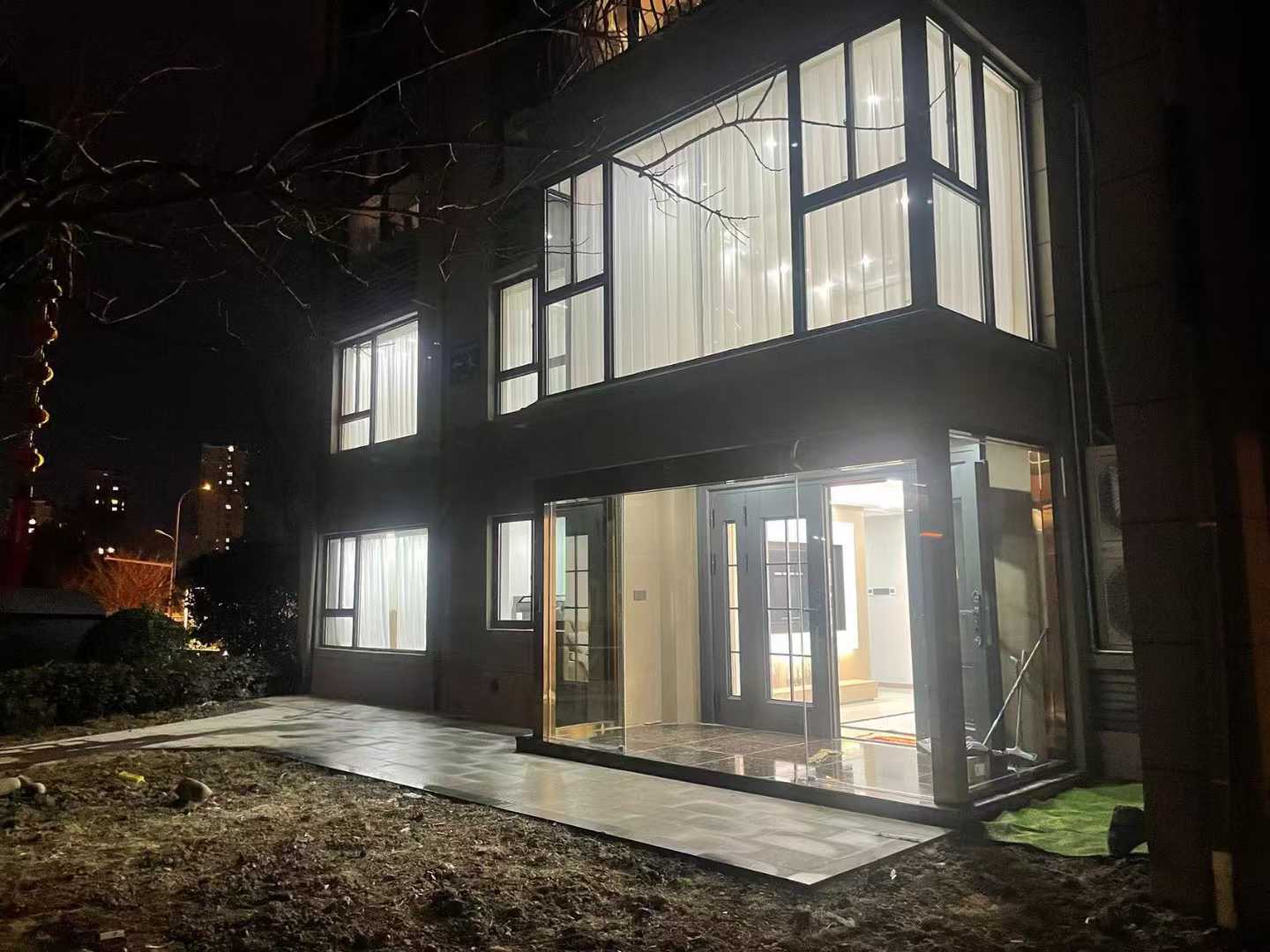 高郵贊化附近，碧桂園十里江灣1+2層復(fù)式，五室三衛(wèi) 有院子