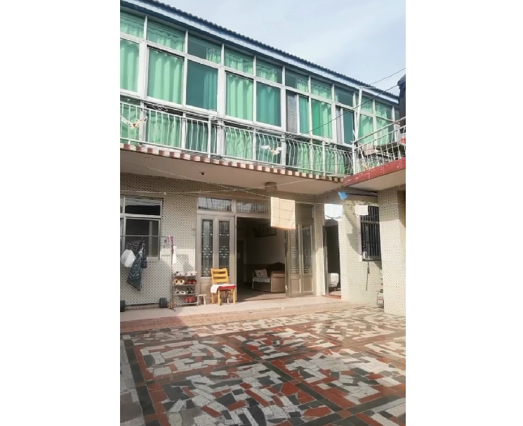 高郵南門大街盂城驛景區(qū)附近，單門獨院，三上三下大院子