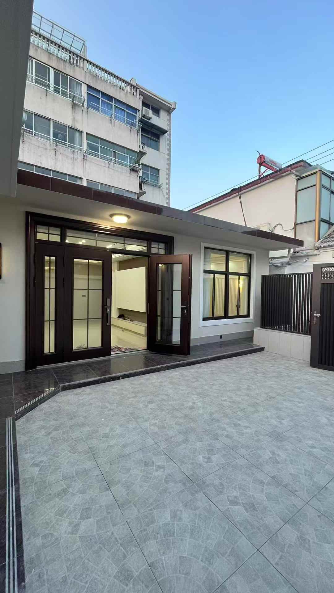 高郵中山路附近，新建單門獨院，精裝三房，大院子，陽光好