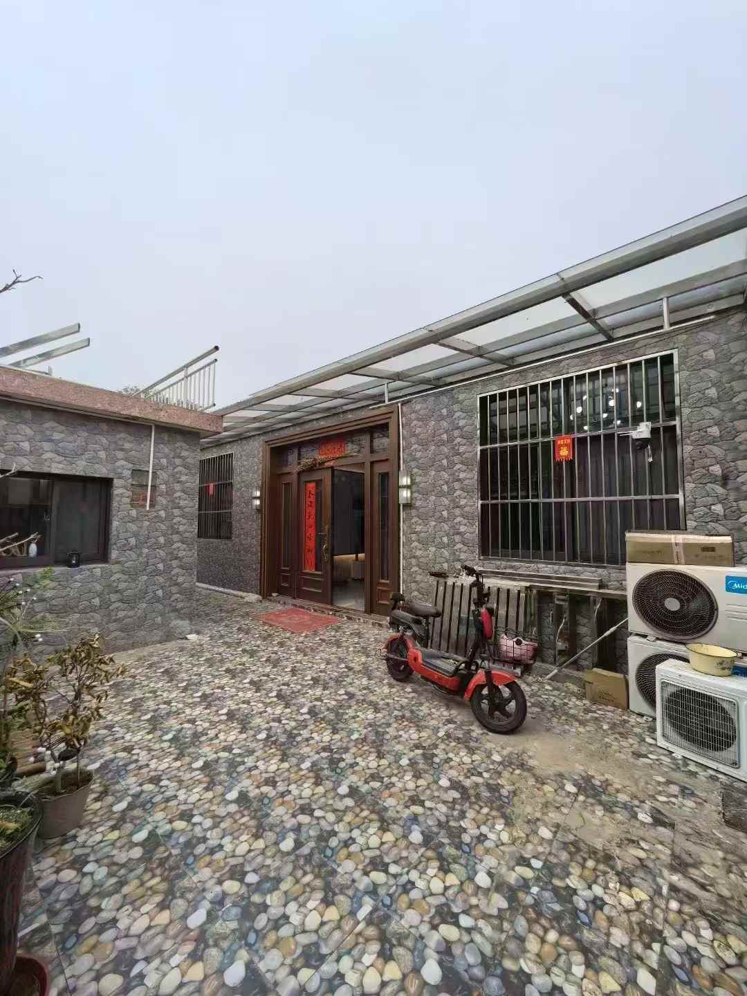 高郵御碼頭附近單門獨院，新建三房雙衛(wèi)，有院子，拎包入住